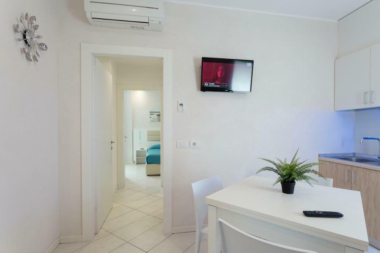 White Suite & Apartments Bellaria-Igea Marina Exterior foto